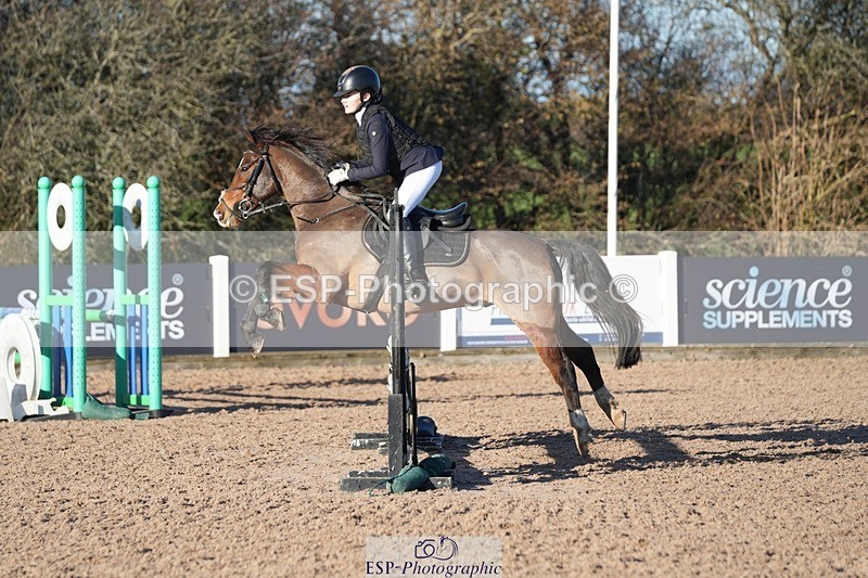 251130-105316-01017 - Cls 4 Pony Brit Nov & 80cm Open
