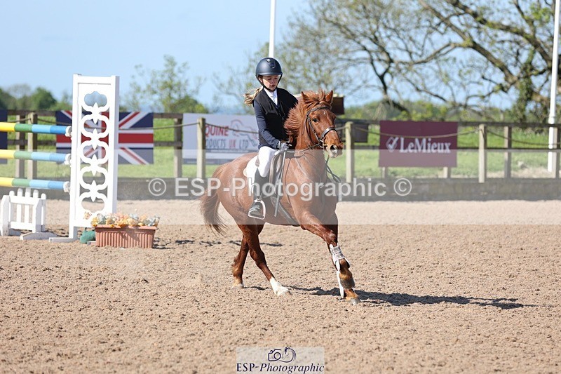 250504-100220-01823 - Cls 1 Pony Intro 70cm