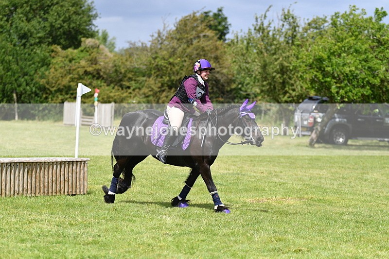 WJ5_3233 - Class 4 60cm