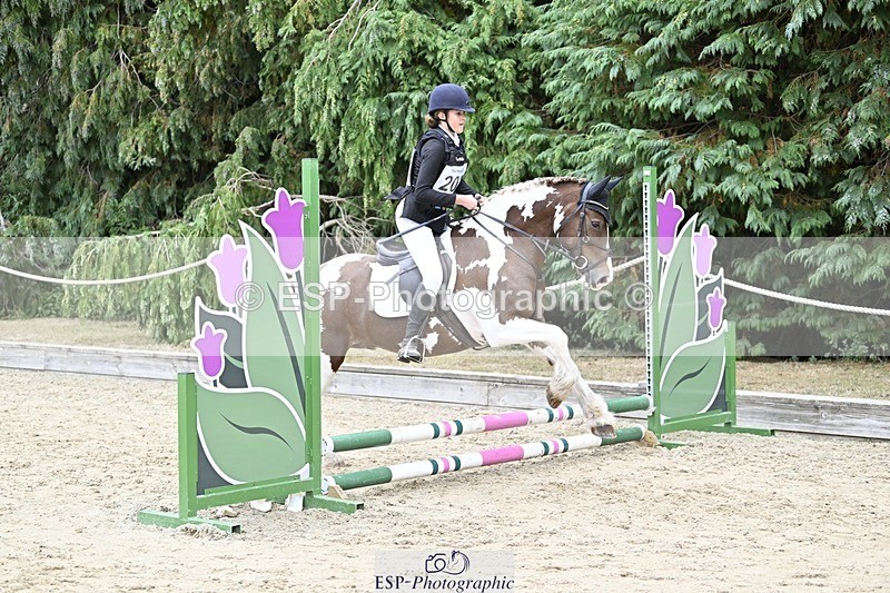 250820A-122405-06378 - Round 1, Start to 1.30pm Break