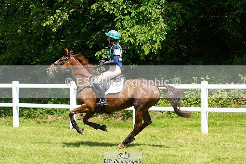 230528-114426-16670 - 410-CHILLIS_GEM-Sarah_Gairdner-XC