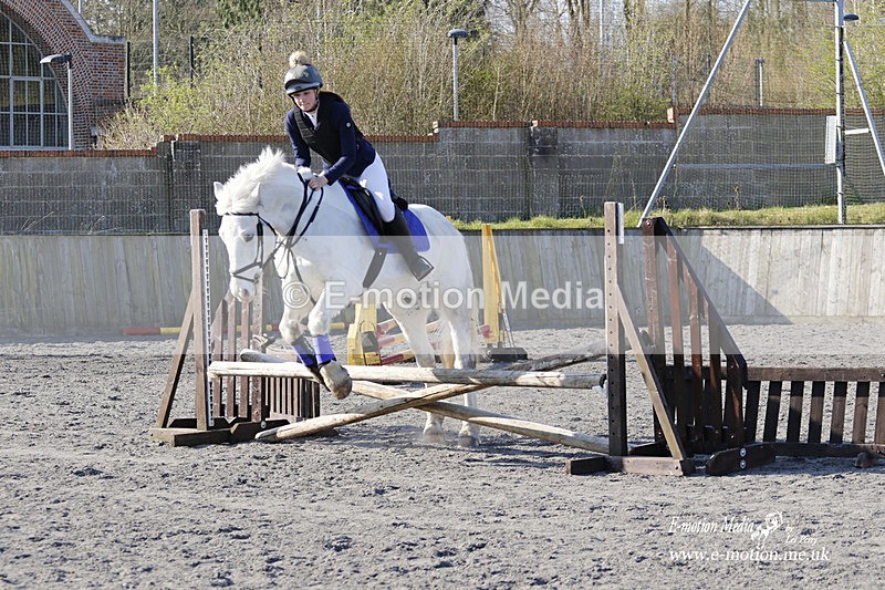 _EST0172 - Bourne Valley Riding Club Winter Showjumping 27/03/22