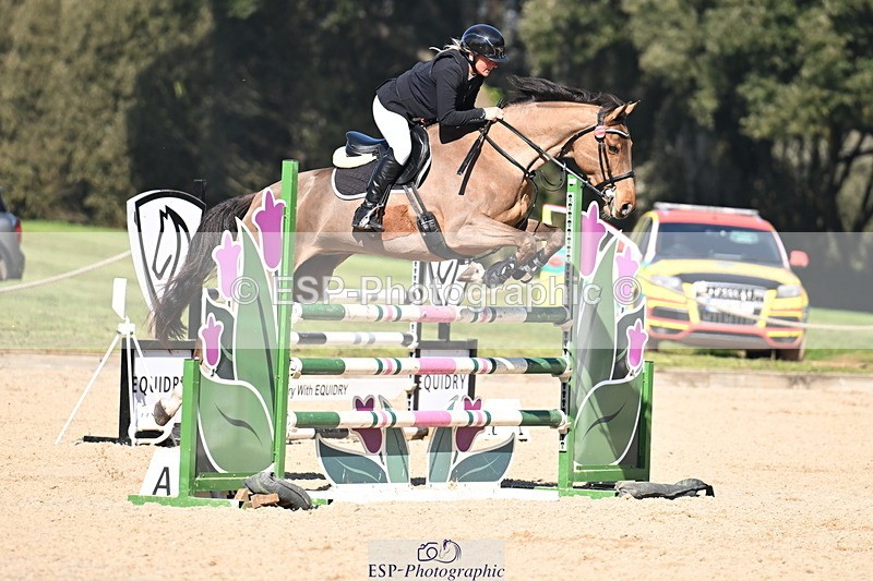 260321A-134443-00832 - 5 Newcomers 1m 10