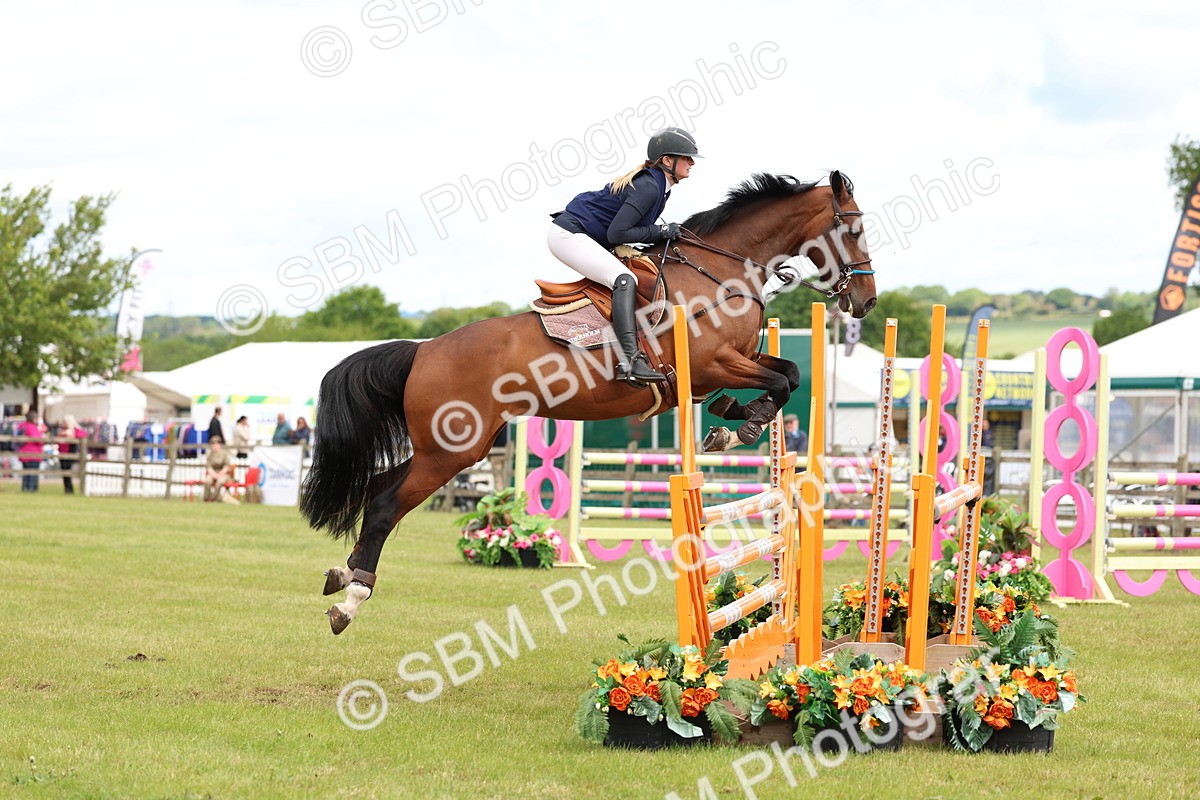 SBM_13717 - Class 206 - Senior Newcomers - 1.10m Open