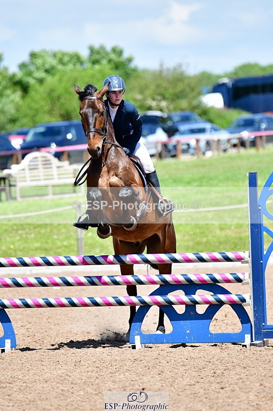 240525A-130809-06045 - Cls 22 95cm National Am Qualifier