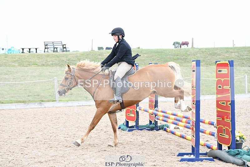 250807-102503-00125 - 70cm Round 1