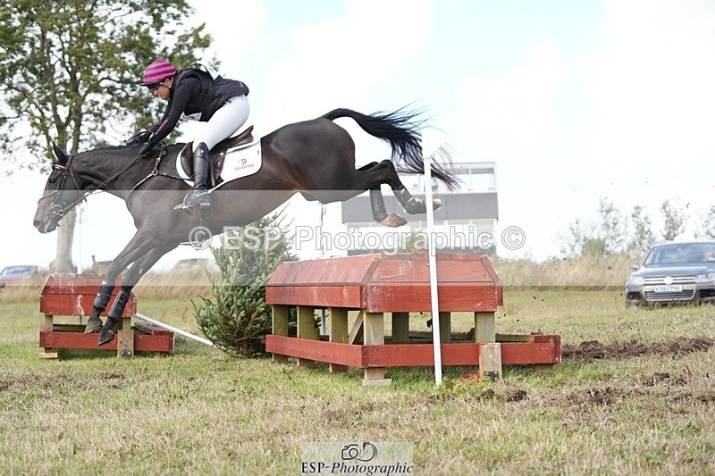250831-151438-11933 - N-666-Lizzie.Luxton