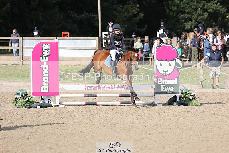 240823X-091903-14486 - 60cm R1 8.30 to 10.00