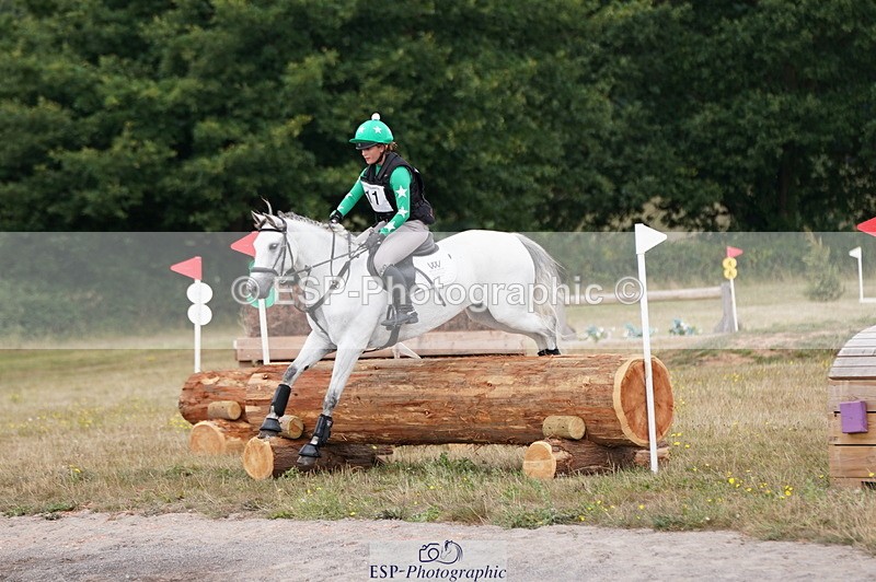 250802A-105834-01589 - A-011-Milly.Meza-Bradford-HAZELROCK.SYMPHONY