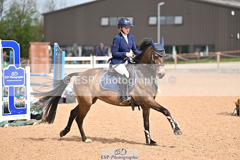 240506A-110153-08370 - Cls 3  Pony Discovery & 90cm Open