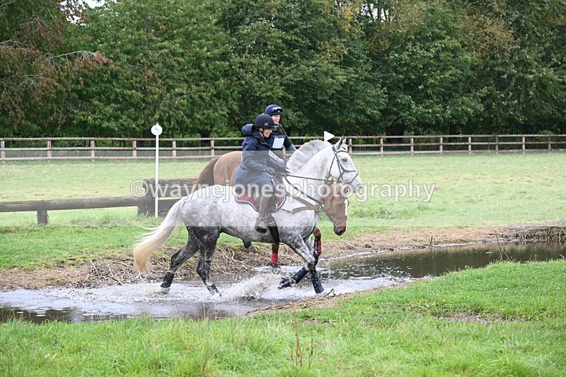 WJ6_2816 - Time at Photographer 11:01 to 11:20