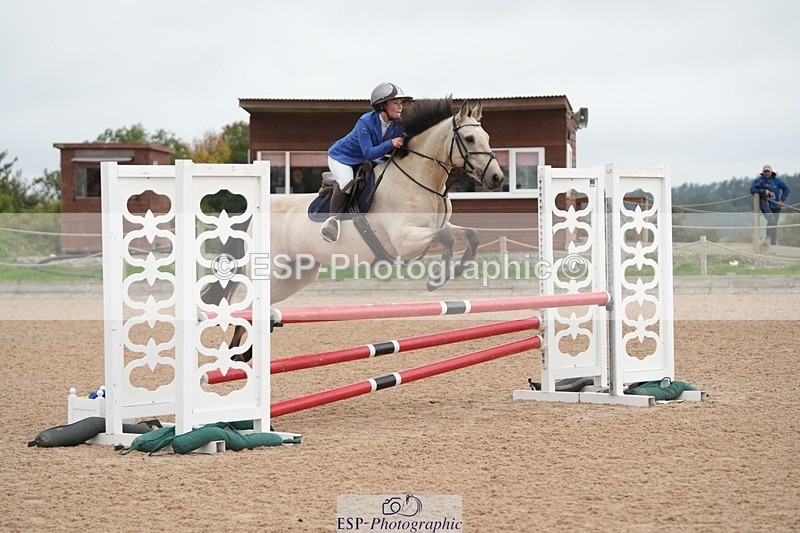 250920-111127-00715 - Cls 8 Pony Discovery