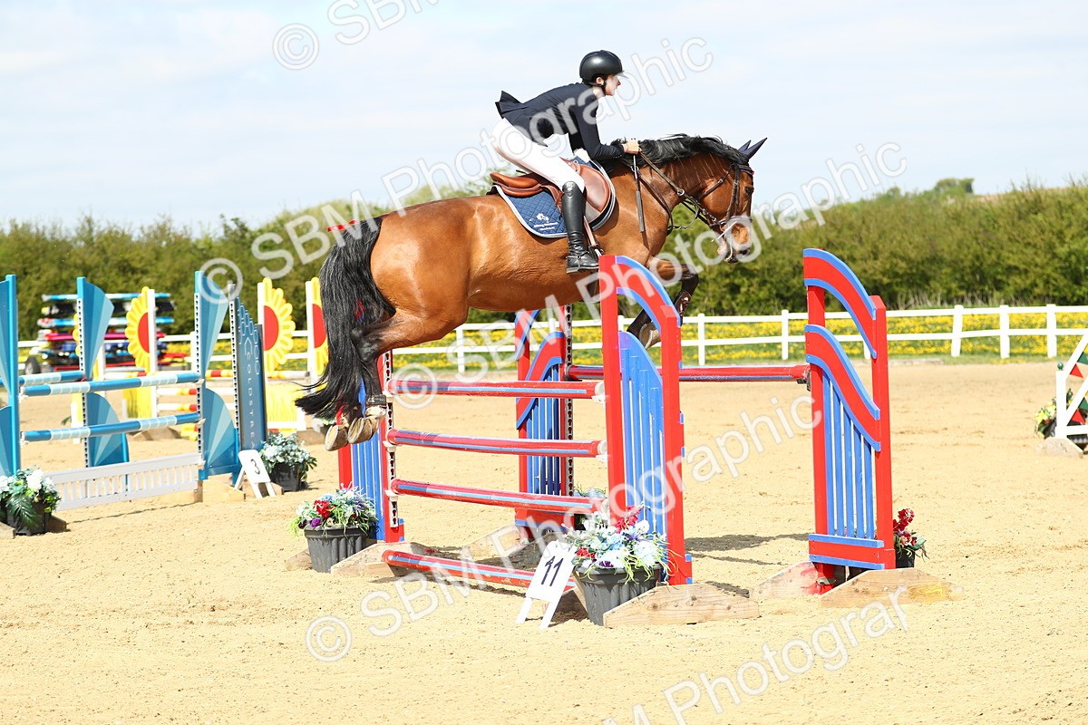 SBM_001335 - Class 5 - Senior Foxhunter 1.20m