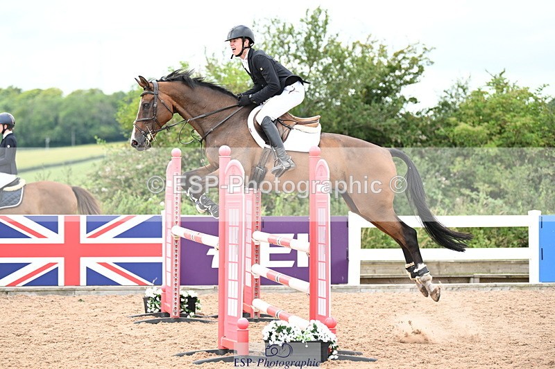 240802A-133533-04627 - Cls 25 1.05m Amateur Qualifier