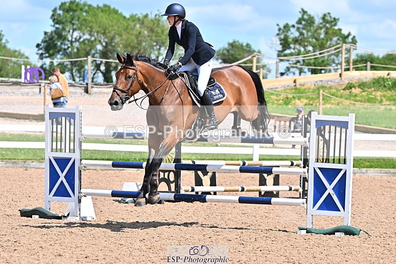 240619A-153325-00865 - Cls 5 Snr Foxhunter and 1.20m Open