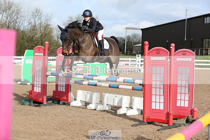 240211A-113444-02486 - Cls 5 Pony Newcomers & 1m Open