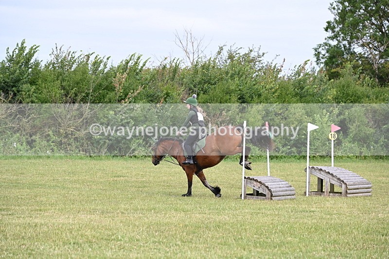 WJ6_6536 - 60cm XC Time 10:17 to 10:49