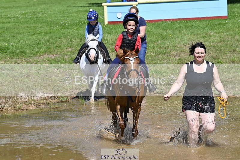 240728B-111333-01195 - Gemma's Group XC