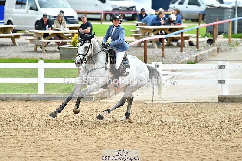 230721A-142157-06869 - Cls 22, 1 Star Gold 1.30m