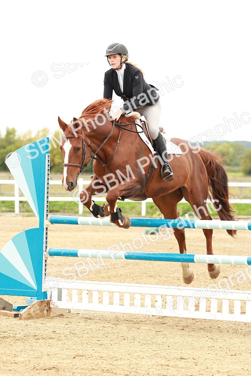 1I0A7668 - Class 4 - Senior Newcomers 1.10m