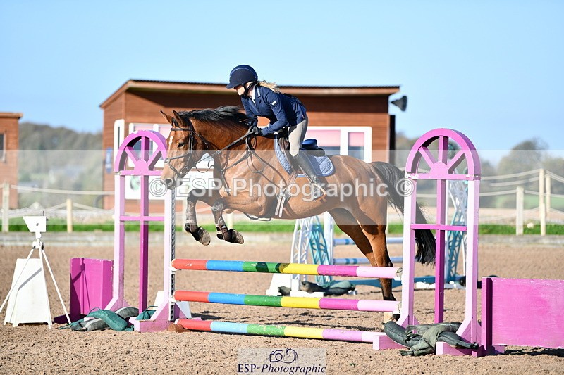 241026A-102618-00607 - SAT Cls 22+23 Club and Schools 70cm