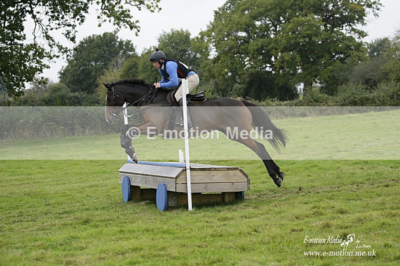  WWHT 171021 1977 - Novice Pairs (0.80m)  17/10/21