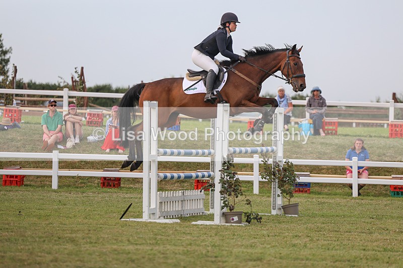 3E7A1107 - Class D: Showjumping Senior Newcomers/1.10m open