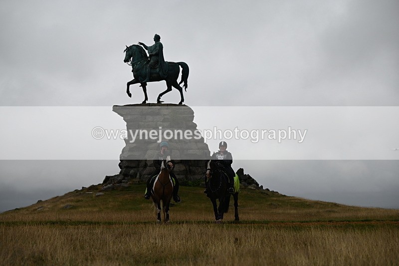DSC_1979 - Time at Statue 12:13 to 12:32