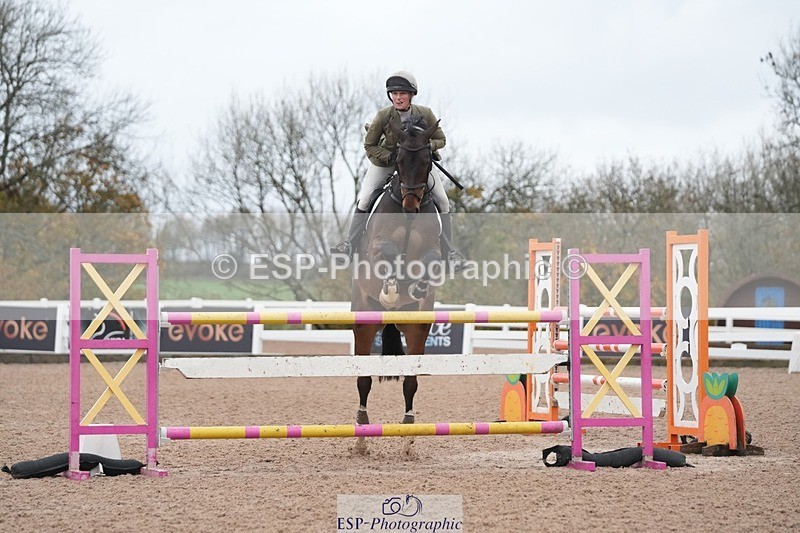 251107-125841-01030 - Cls 6 Foxhunter and 1.20m Open