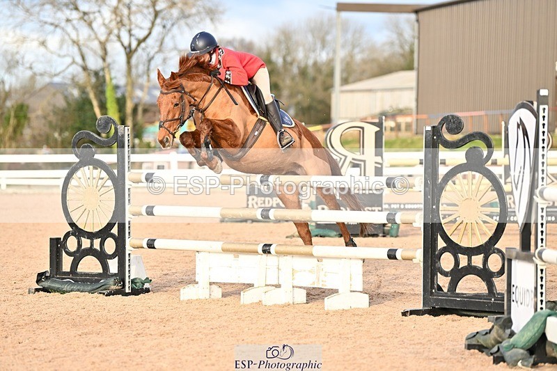 241208-140707-01881 - Cls 22 Foxhunter and 1.20m Open