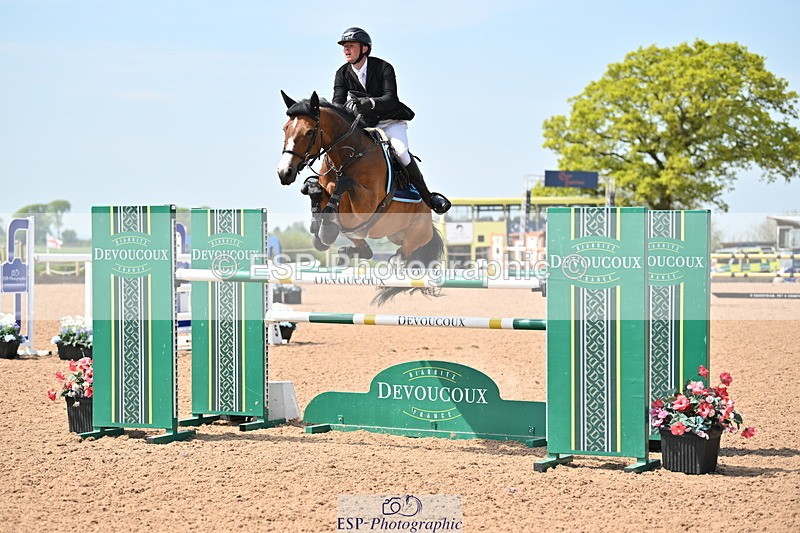 240510A-141438-07982 - Cls 23 Talent Seeker Inc 7yr old 14.10 to Finish