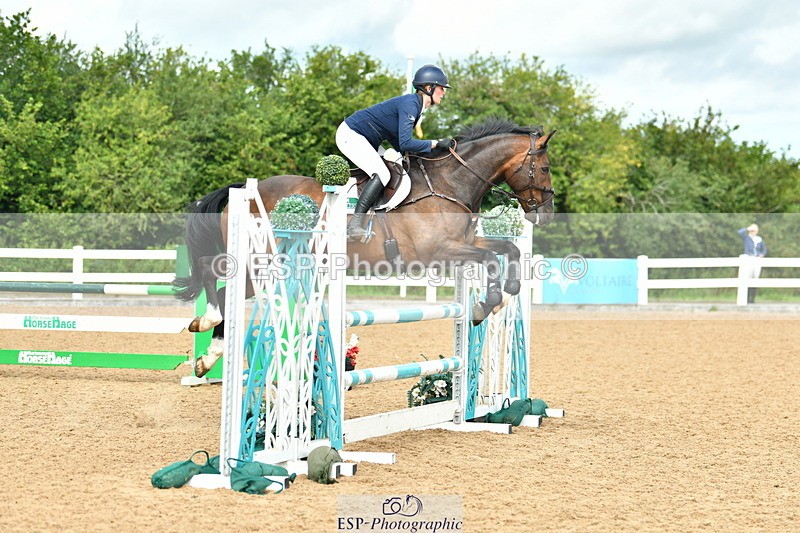 230813A-111455-11685 - Cls 40 A&B Senior Discovery & 1m Open