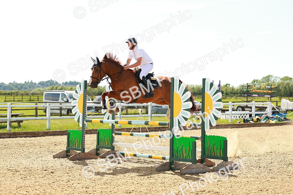 SBM_002573 - Class 4 - Senior Newcomers - 1.10m