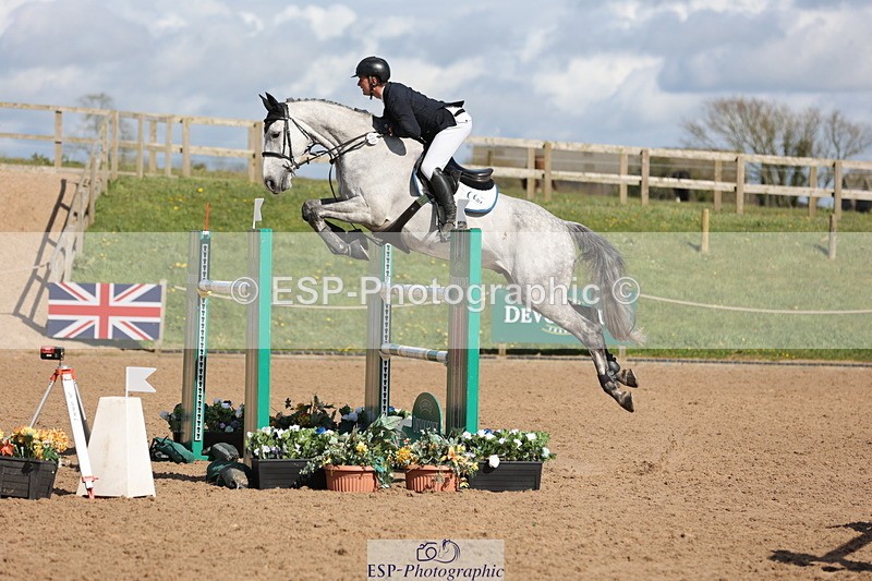 240419A-160211-09098 - Cls 10, 2 Star Big Tour 145cm  15.45 to 16.35 break