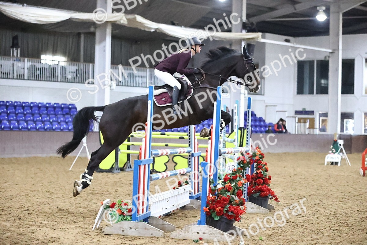 SBM_003801 - Class 12 - Senior Foxhunter 1.20m