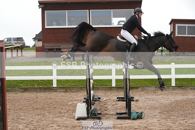 251109-114837-03641 - Cls 20 Newcomers and 1.10m Open