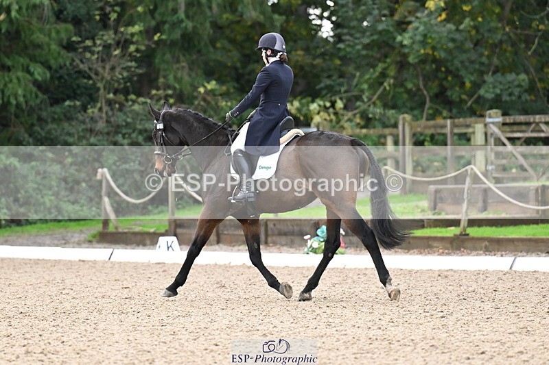 251023A-094418-01307 - B-123-Leia.Massey