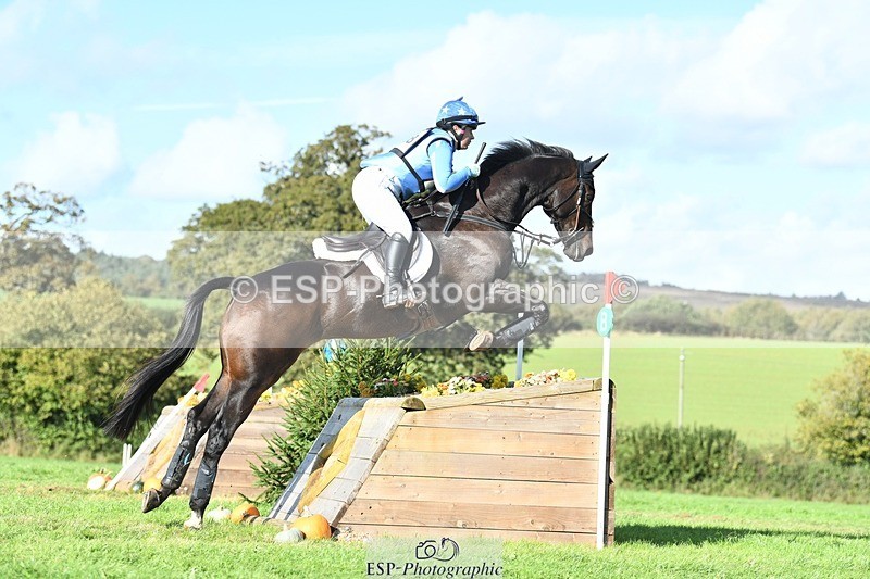 231022-125915-28645 - 318-KILTEALY.PROPHET-Alice.Dunsdon-XC