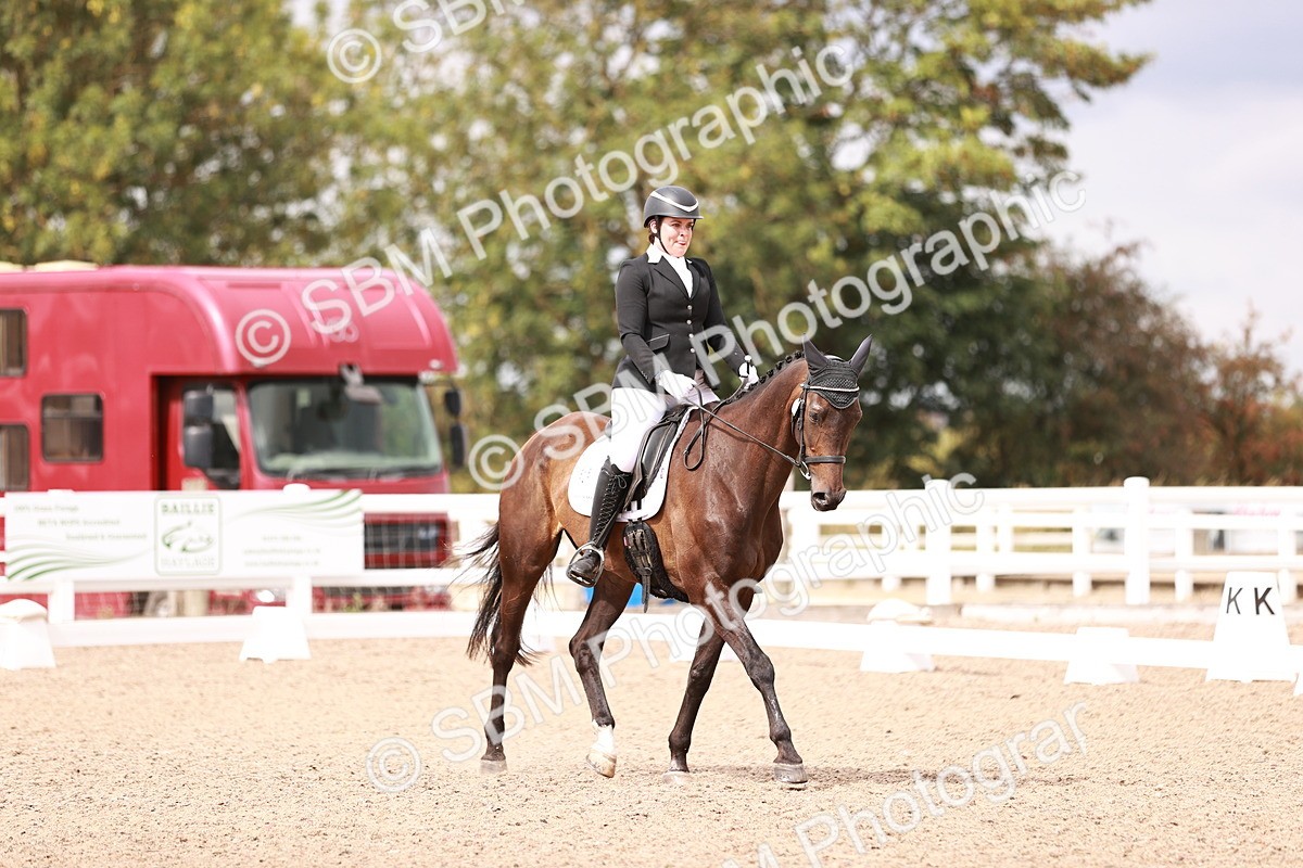 SBM_06288 - Class 37 - Novice 5