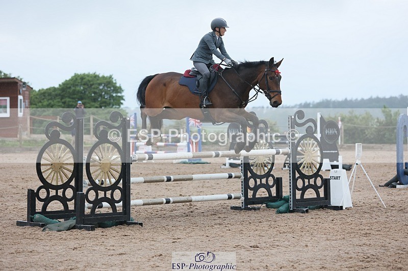 250524-095946-04025 - Cls 13  A&B 1.05m & 1.10m open