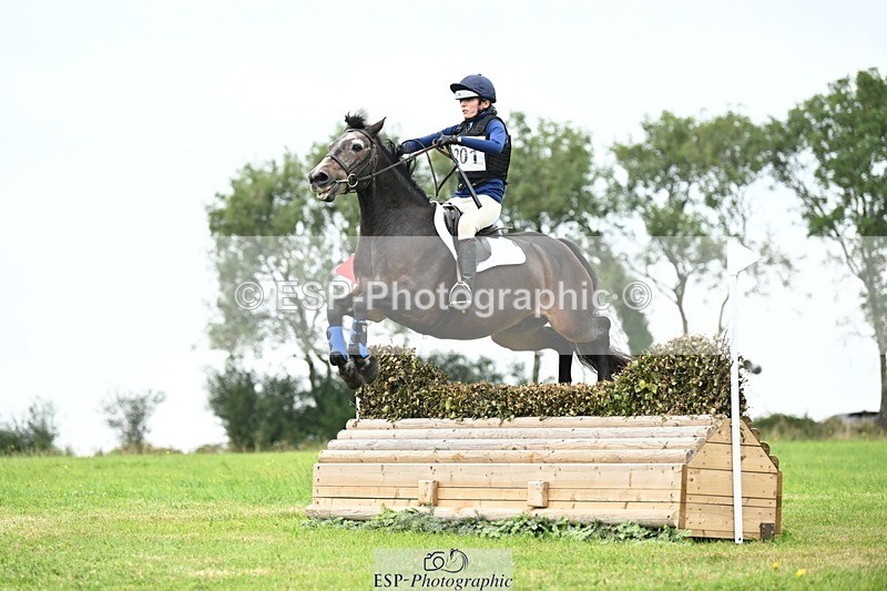 240831A-142902-03731 - 201-Abi.Mobbs-MYSTICAL.ADMIRAL