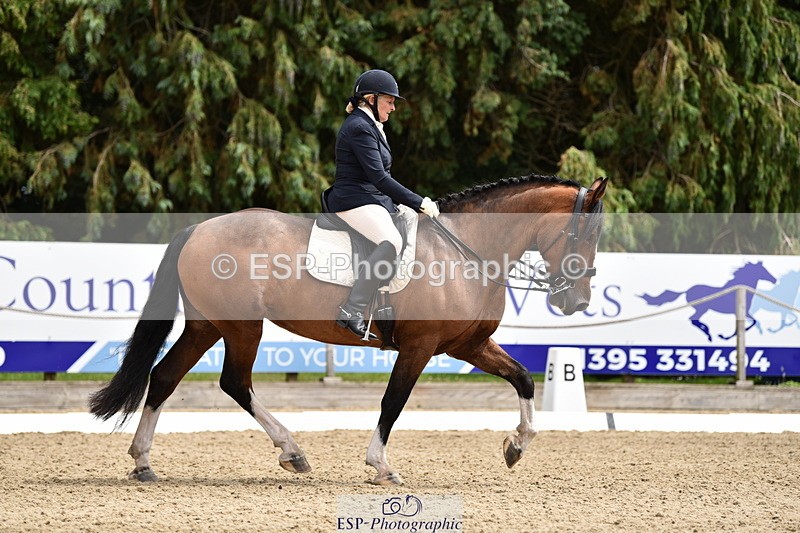 140110A-025930-11124 - 018-Jane.Lavington-Broadriver.Madison