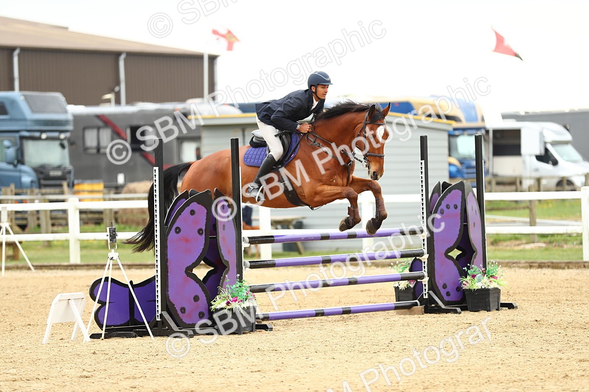 SBM_000719 - Class 3 - Senior Discovery 1m