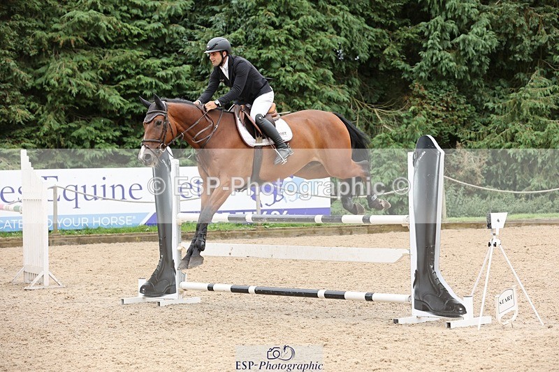 240817-142209-01855 - 05A Snr Newc