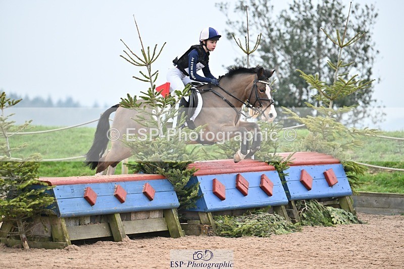 250118-134336-01294 - Cls 3A&B 90cm 13.20 to Coursewalk