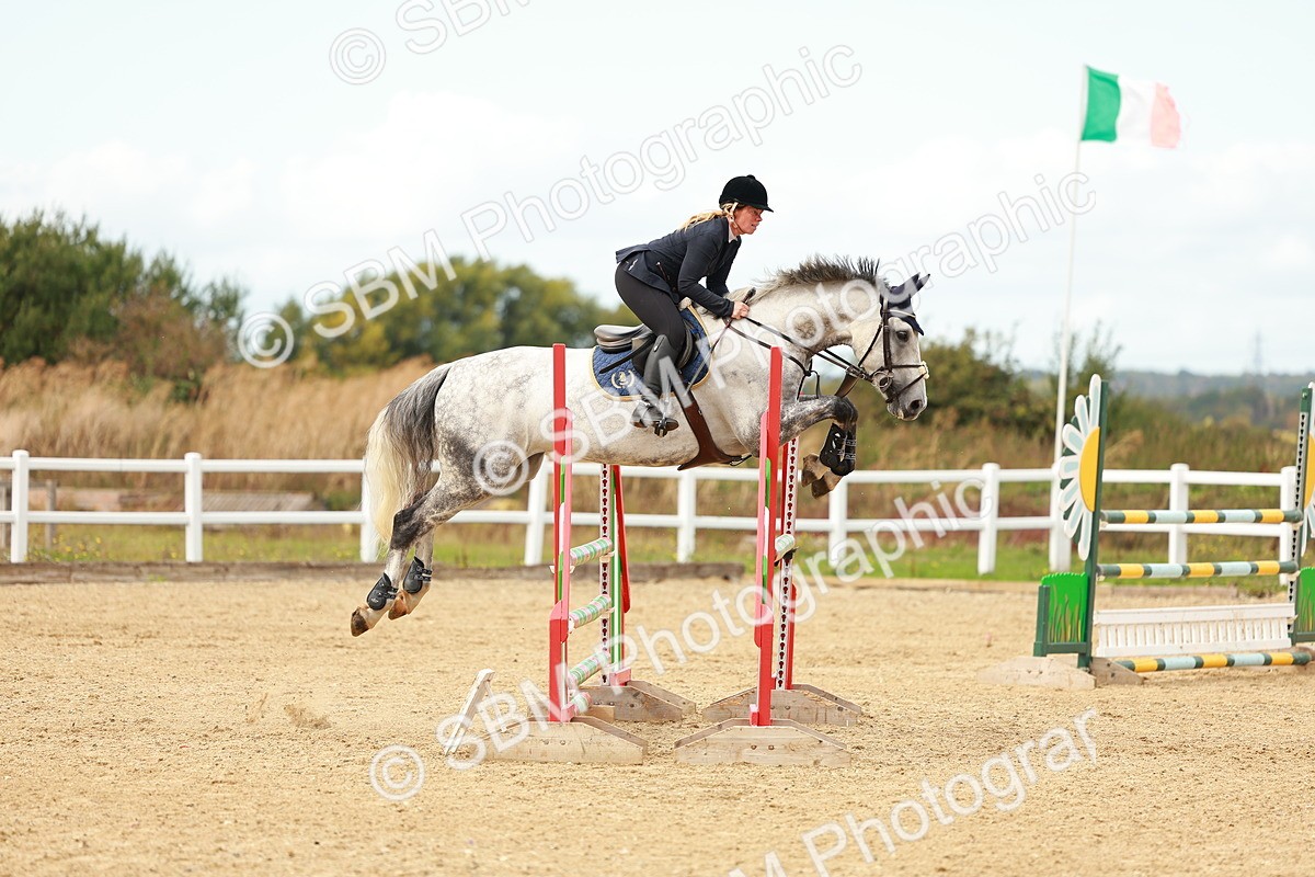 SBM_001649 - Class 4 - Senior Newcomers - 1.10m
