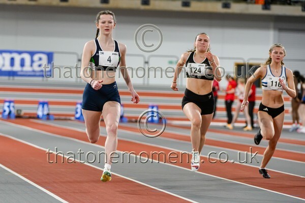 Age26SAT-926319 - Track Female Set One