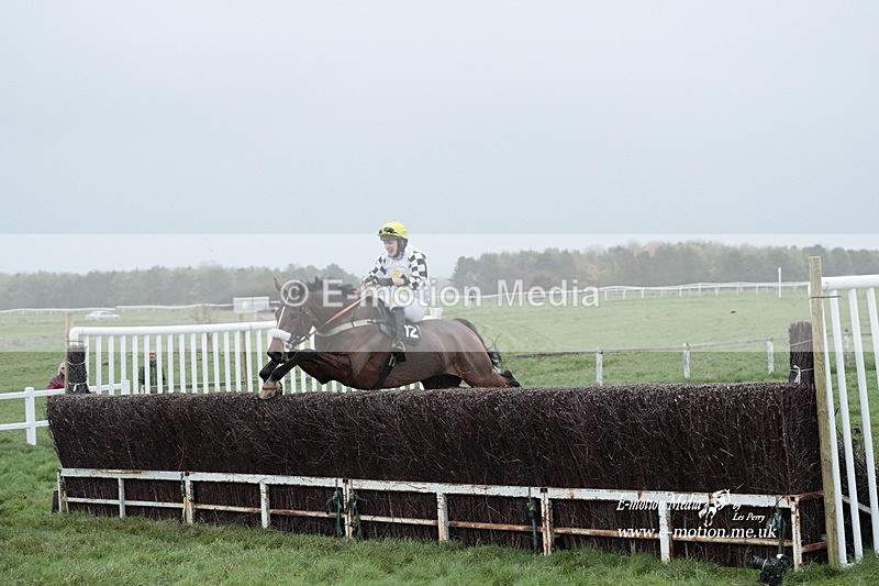 PtP 271122 1133 - Hursley Hambledon Hunt Point-to-Point - Larkhill - 27/11/22