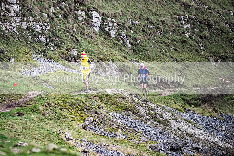 Litton-371 - Litton Christmas Cracker Fell Race (Limestone Series) Sunday 14th December 2025