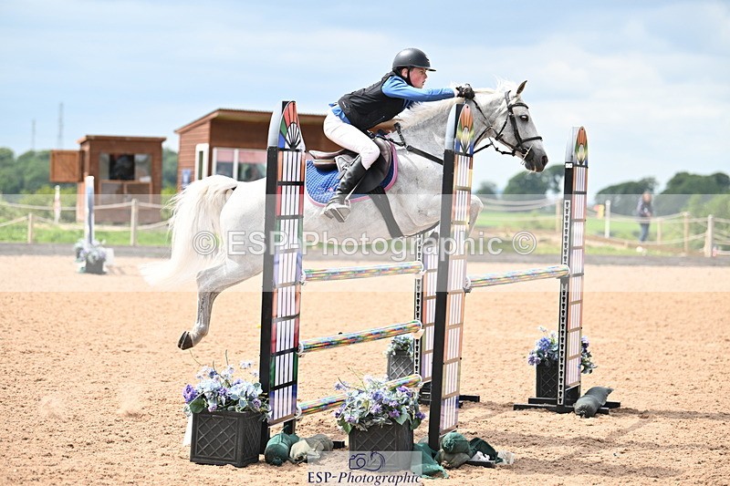 240630A-144436-14469 - Cls 25 HOYS 138cm Jump Off and Presentations